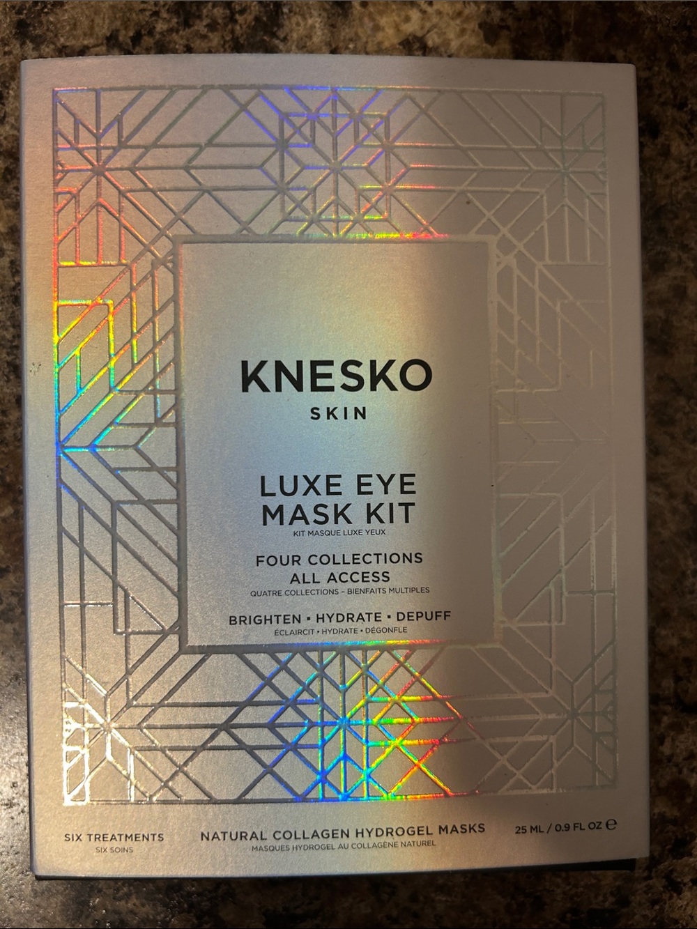 Skin Luxe Eye Mask Kit - White
